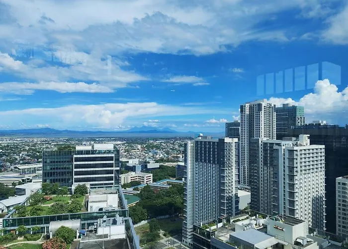 One Uptown 2-bed 1br W/xbox, Netflix In Bgc