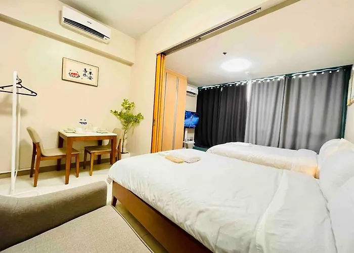 One Uptown 2-bed 1br W/xbox, Netflix In Bgc * Manila