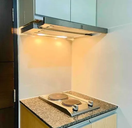 One Uptown 2-bed 1br W/xbox, Netflix In Bgc Apartamento *