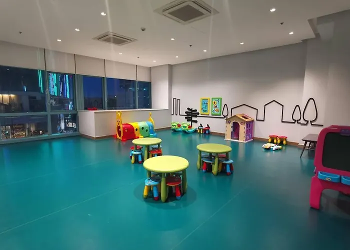 One Uptown 2-bed 1br W/xbox, Netflix In Bgc